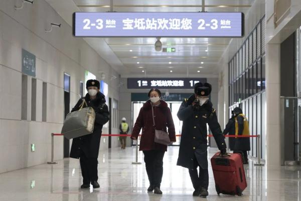 老家通了高铁,年味更浓了! 老家通了高铁,年味更浓了!