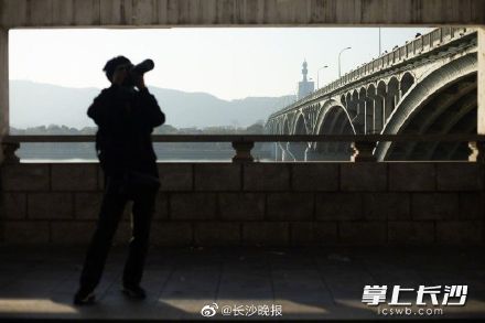 长沙人晒太阳姿势图鉴