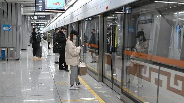 建议地铁播报增加方言？该地回应