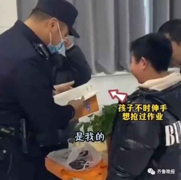 赶作业疯狂刷屏！假期剩5天作业剩7本，边写边哭...