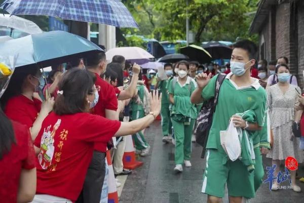 广州中考改革方案发布→