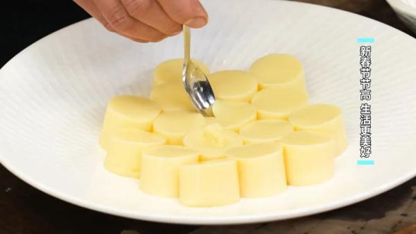 油焖春笋 炸年糕 竹节虾 正月里怎么都得来一口节节高好彩头!! 油焖春笋 炸年糕 竹节虾 正月里怎么都得来一口节节高好彩头!!