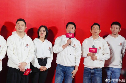 记者对话流浪地球2主演：吴京说和MOSS相爱相杀