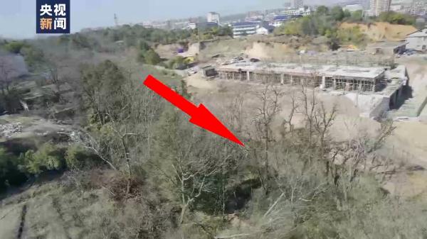 胡某宇失踪106天后被发现 围绕诸多疑点 总台记者独家追踪采访 胡某宇失踪106天后被发现 围绕诸多疑点 总台记者独家追踪采访