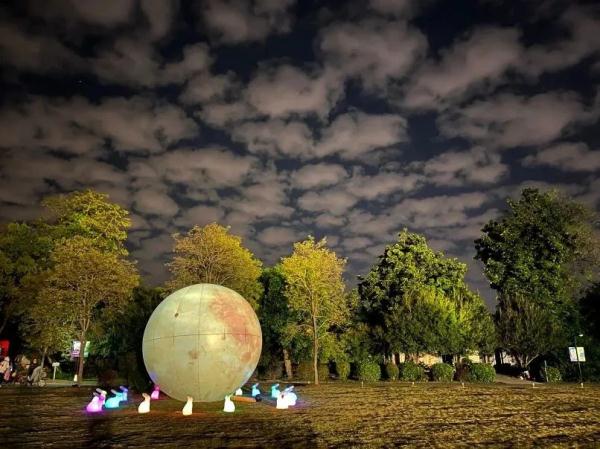 正式亮灯!在广州过元宵,也太浪漫了吧→ 正式亮灯!在广州过元宵,也太浪漫了吧→