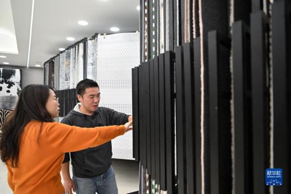 小镇企业新春赶制海外订单