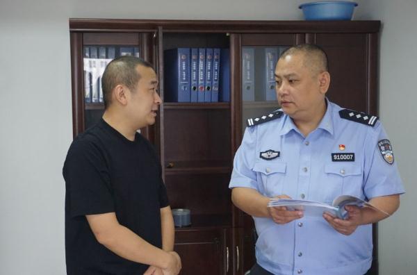 《狂飙》大结局！还记得这个“名场面”吗？现实中也有！