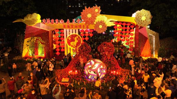 元宵花市灯如昼!今年元宵,去广州哪里赏花灯?当晚或有“彩云追月”? 元宵花市灯如昼!今年元宵,去广州哪里赏花灯?当晚或有“彩云追月”?