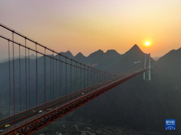 美丽中国丨夕照坝陵河大桥