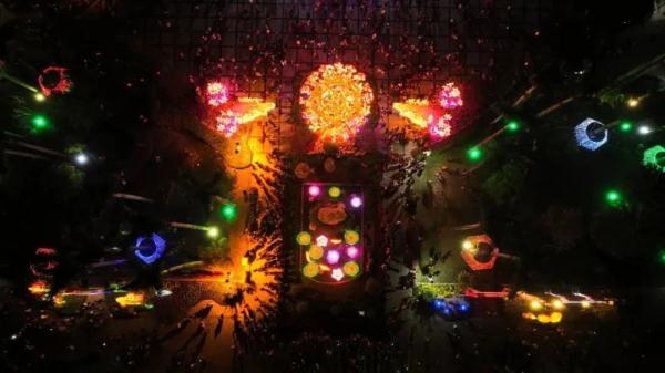 元宵花市灯如昼!今年元宵,去广州哪里赏花灯?当晚或有“彩云追月”? 元宵花市灯如昼!今年元宵,去广州哪里赏花灯?当晚或有“彩云追月”?