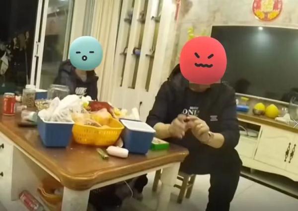 寒假快结束了，作业还没做完……一对父子惊动了派出所