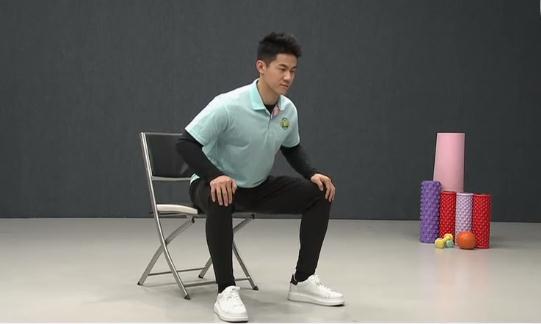 【运动】这套拉伸脊柱的“椅子保健操”,赶走酸痛,缓解疲劳,快来试试看! 【运动】这套拉伸脊柱的“椅子保健操”,赶走酸痛,缓解疲劳,快来试试看!