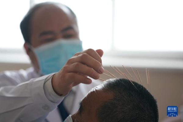 村里有了中医康复师