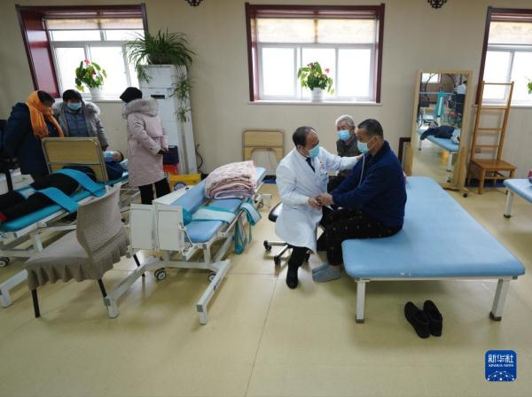 村里有了中医康复师