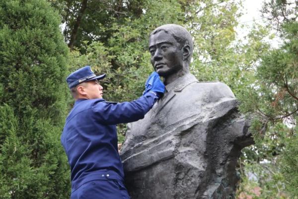 郑忠华消防救援站：用“敬业福”守护群众“平安福”