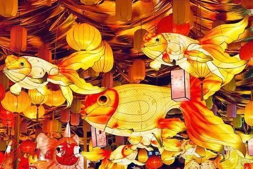 元宵花市灯如昼!今年元宵,去广州哪里赏花灯?当晚或有“彩云追月”? 元宵花市灯如昼!今年元宵,去广州哪里赏花灯?当晚或有“彩云追月”?