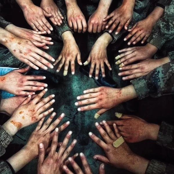 希望这些照片能让更多人看见，除了他们的妈妈