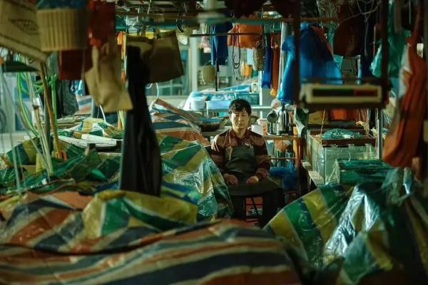 “扒”了张颂文的微博，发现他频繁打卡这个地方