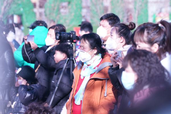 河北保定白沟新城:文体展演闹元宵 河北保定白沟新城:文体展演闹元宵