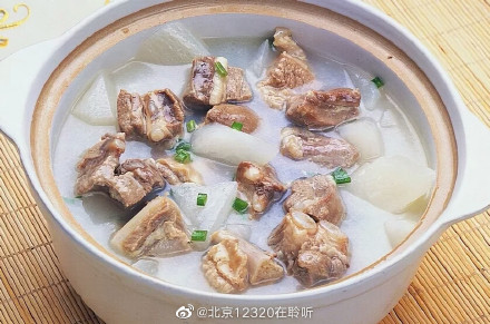 天冷来一份萝卜药膳——萝卜排骨汤