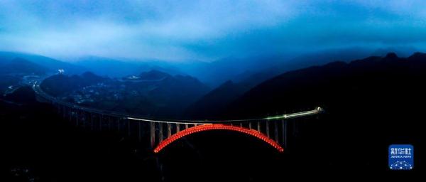 壮美的贵州遵义大发渠特大桥 壮美的贵州遵义大发渠特大桥
