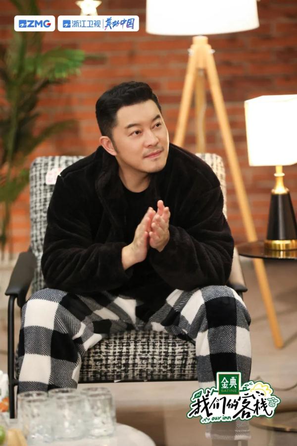 张柏芝任贤齐入住《我们的客栈》,笑泪感怀“青涩”故事 张柏芝任贤齐入住《我们的客栈》,笑泪感怀“青涩”故事