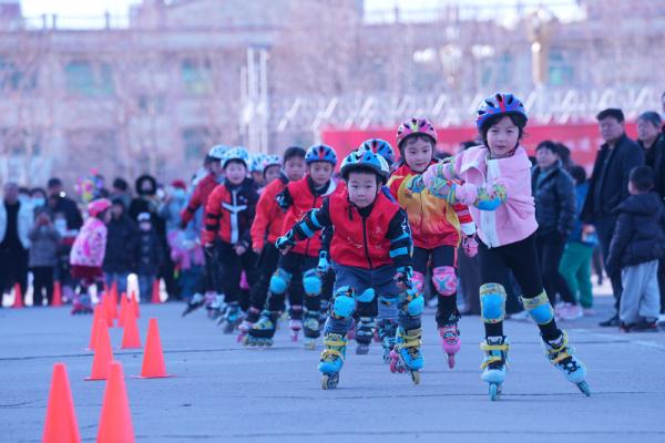 河北保定白沟新城:文体展演闹元宵 河北保定白沟新城:文体展演闹元宵