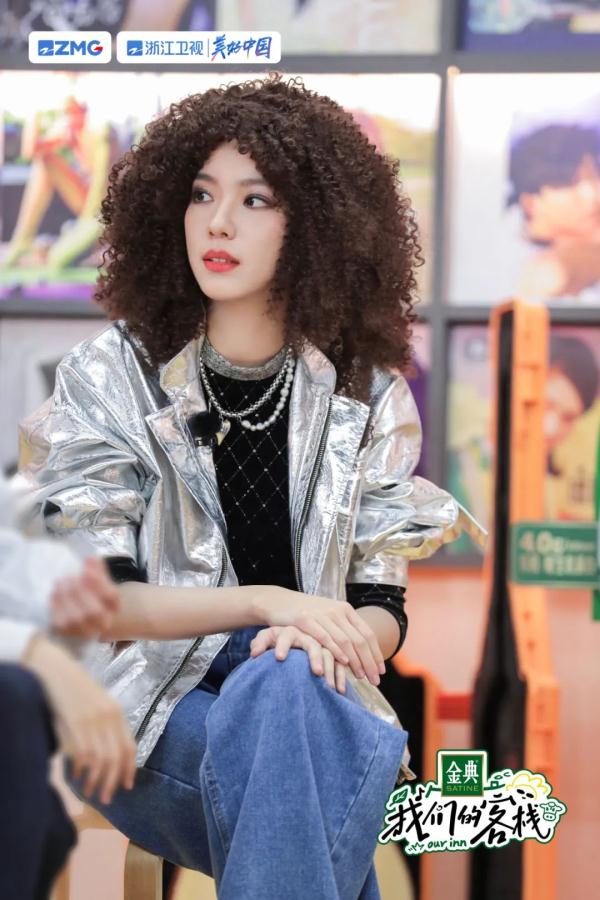 张柏芝任贤齐入住《我们的客栈》,笑泪感怀“青涩”故事 张柏芝任贤齐入住《我们的客栈》,笑泪感怀“青涩”故事