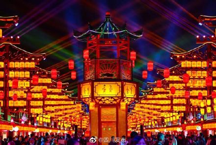 四川千灯胜景闹元宵