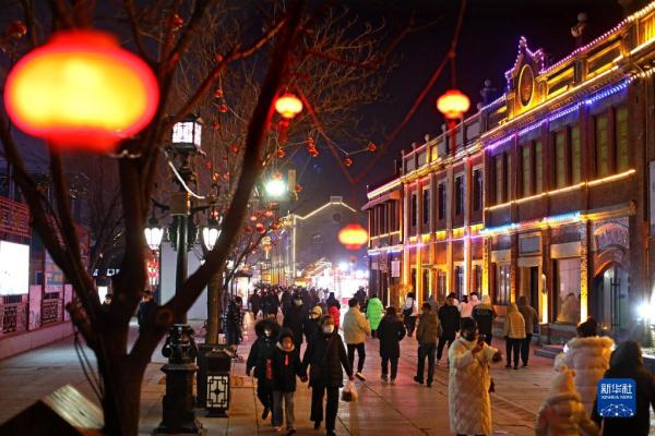 百年辽河老街璀璨花灯迎元宵 百年辽河老街璀璨花灯迎元宵