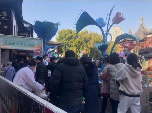 这款“网红”1分钟被买走5只！提醒：元宵豫园灯会不免费，最佳赏月期→