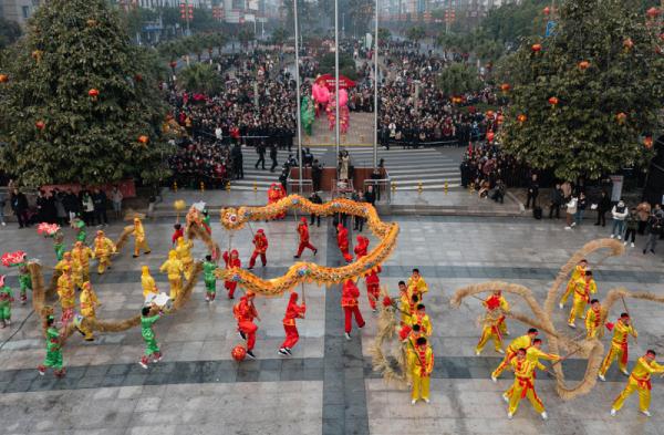 龙舞闹元宵