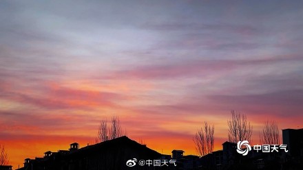 看梦幻天空！北京瑰丽朝霞美如大片