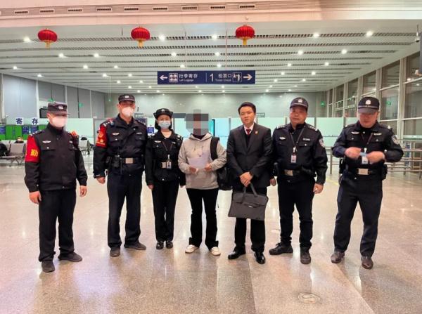 就在厦门北站！汪某某，被当场拘留！