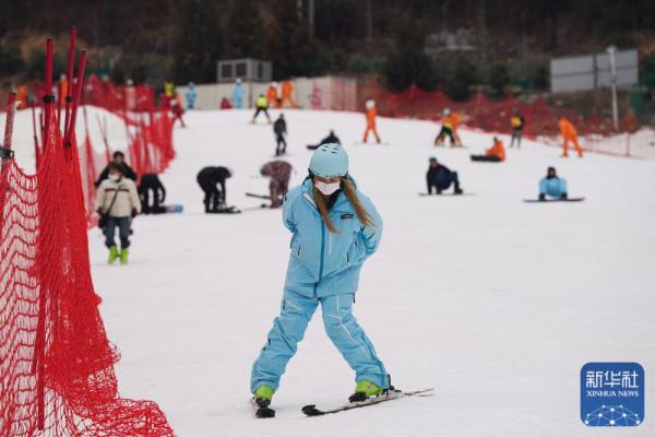 南方山村的“冰雪热”