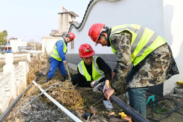 走出《县委大院》,这里的“围炉夜话”深受欢迎 走出《县委大院》,这里的“围炉夜话”深受欢迎