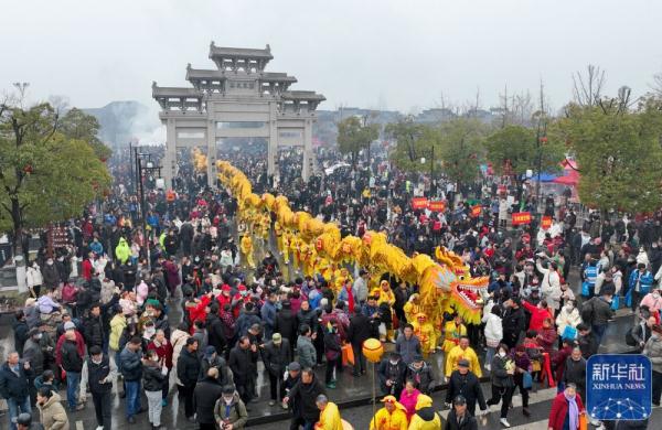 安徽全椒：正月十六“走太平”