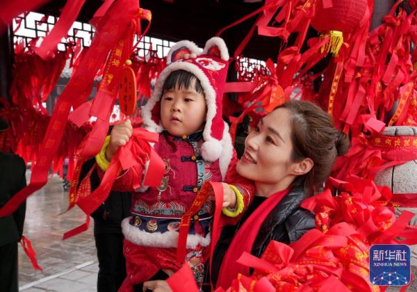 安徽全椒：正月十六“走太平”