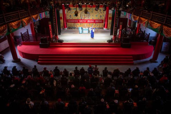 武汉谭鑫培公园里 等待一场好戏上演
