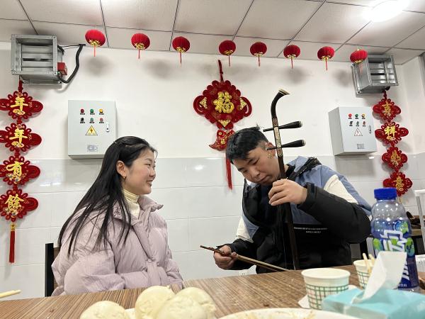 北煤南运大通道上的“小团圆”