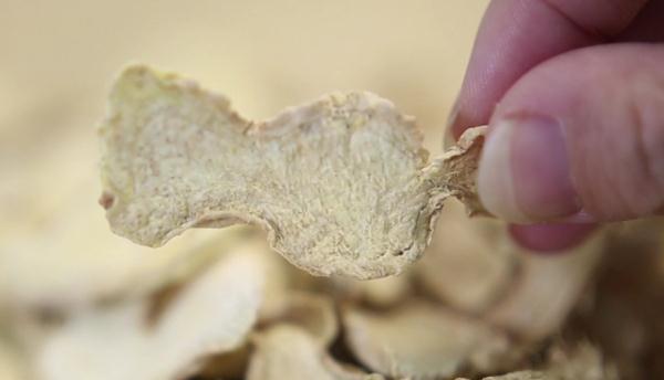 它+红枣,补中益气、养血安神!但三类人不建议吃 它+红枣,补中益气、养血安神!但三类人不建议吃