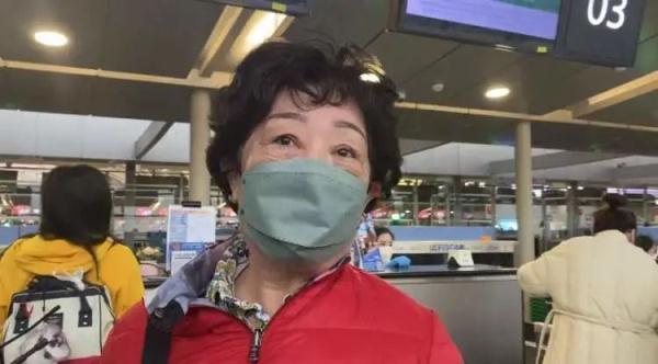 太激动！有人兴奋得一晚没睡好，有人带了十几套衣服去拍照……