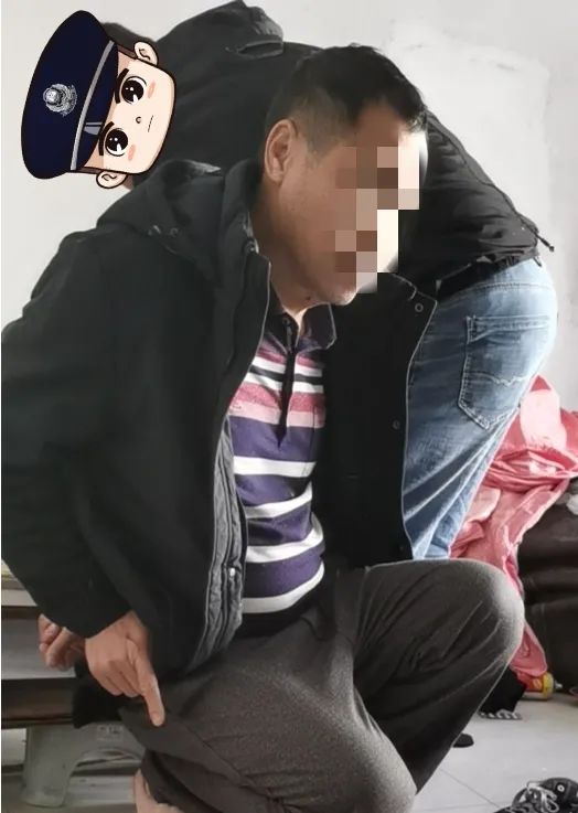 梦中惊醒，发现屋内有人在……