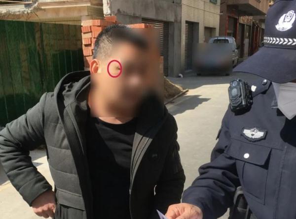 男子右眼角一道小疤痕引警方注意,一查身份果然不简单 男子右眼角一道小疤痕引警方注意,一查身份果然不简单
