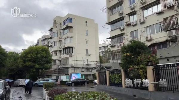 媳妇“咬死”亡夫千万豪宅,老人只能卖"老破小"养老房为儿还债 媳妇“咬死”亡夫千万豪宅,老人只能卖"老破小"养老房为儿还债