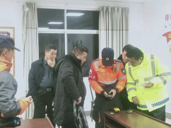 八旬老人出门走亲戚，深夜未归……家属急得报了警