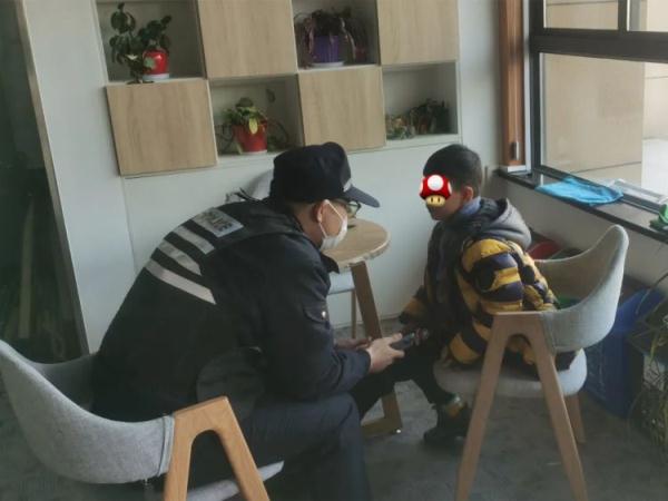 海宁6岁男孩走失，上演“教科书式”求助……