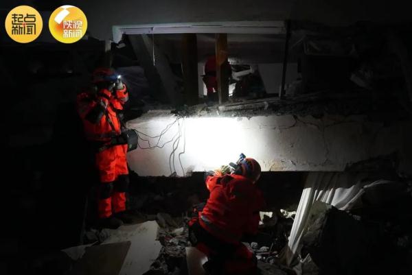 已经抵达！持续救援！