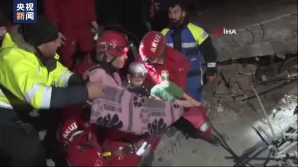 已经抵达！持续救援！