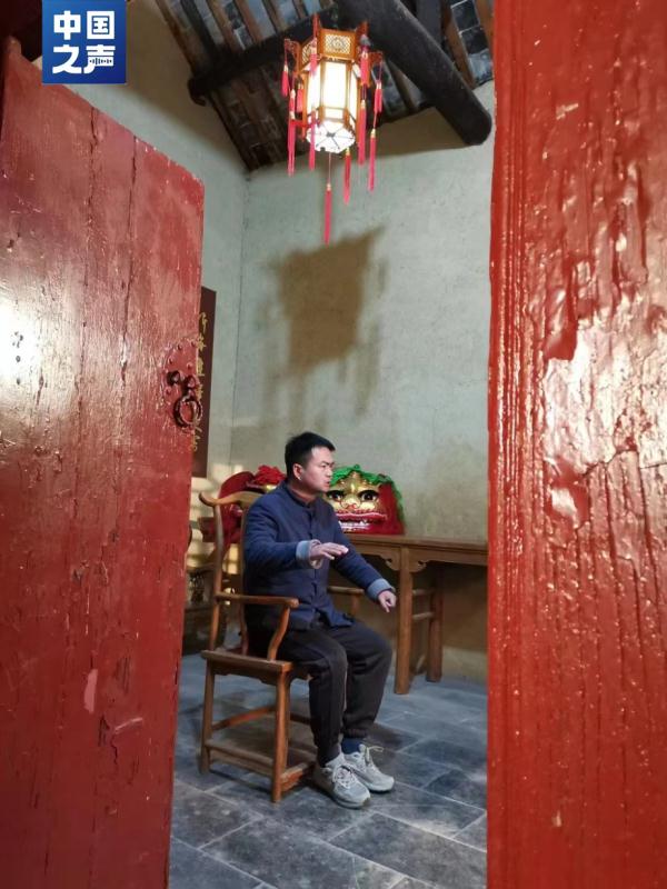 “10”后，接棒